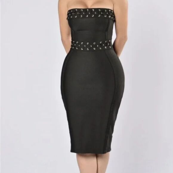 SEXY for NEW YEARS! NWT Breanna Bandage Black Beauty DRESS Sz 0 - Picture 1 of 5
